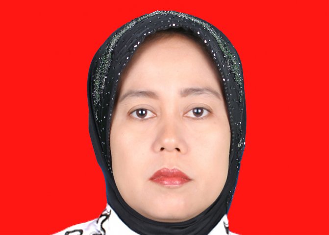 JUWITA POHAN, SE Foto