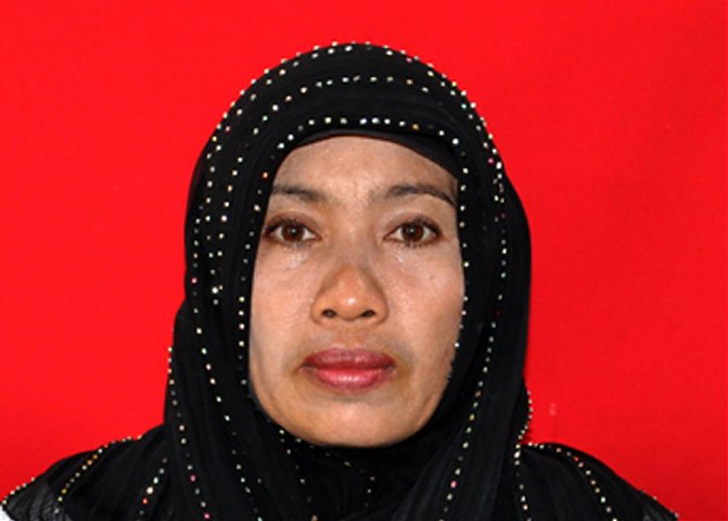 Dra. ERLINA PUTERI Foto