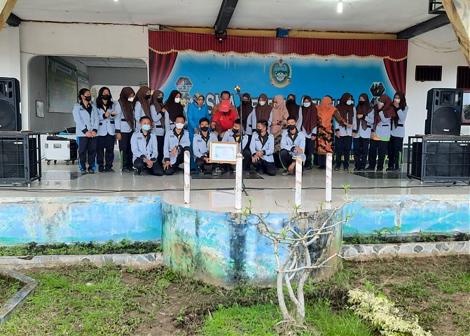 Sertifikat Penghargaan dari BNN Pusat Poster